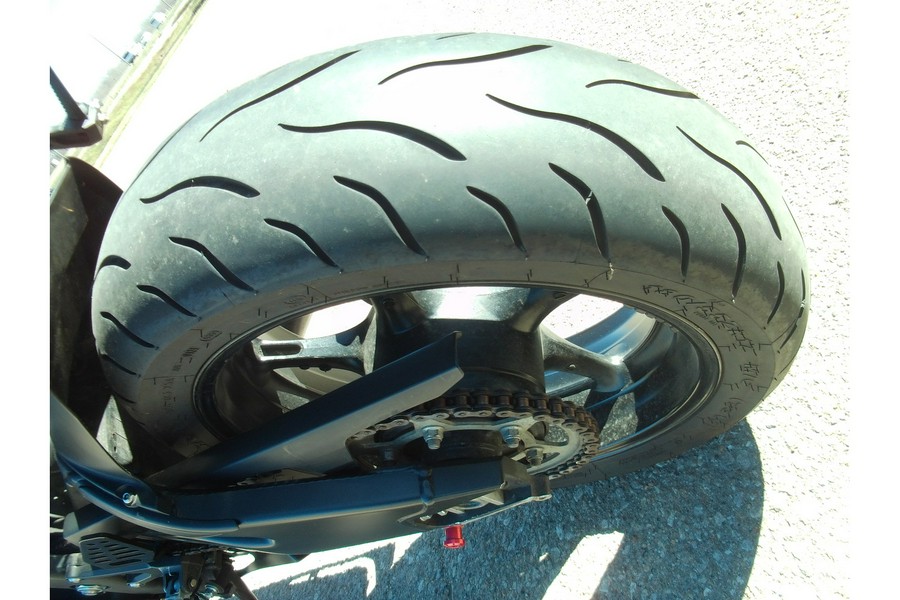 2017 YZF-R6 - Yamaha