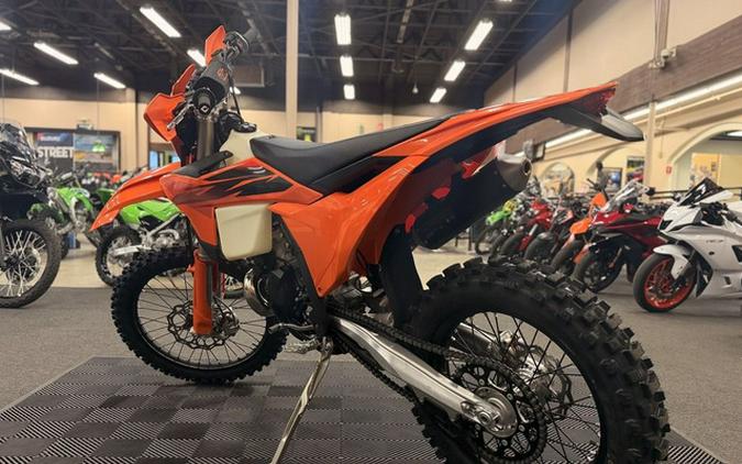 2027 KTM XC 150 W