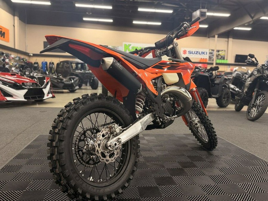 2027 KTM XC 150 W