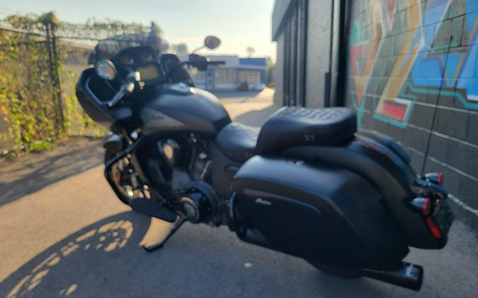 2021 Indian Challenger® Dark Horse®