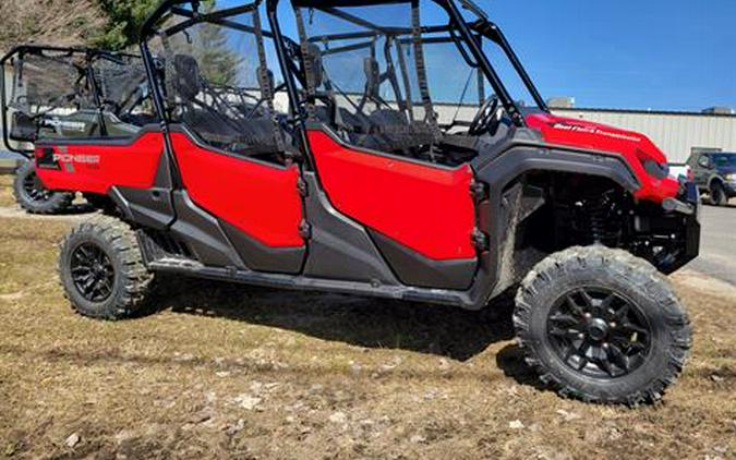 2023 Honda Pioneer 1000-6 Deluxe Crew