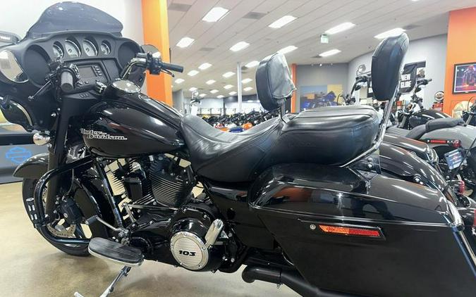 2014 Harley-Davidson® FLHX - Street Glide®