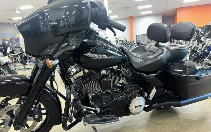 2014 Harley-Davidson® FLHX - Street Glide®