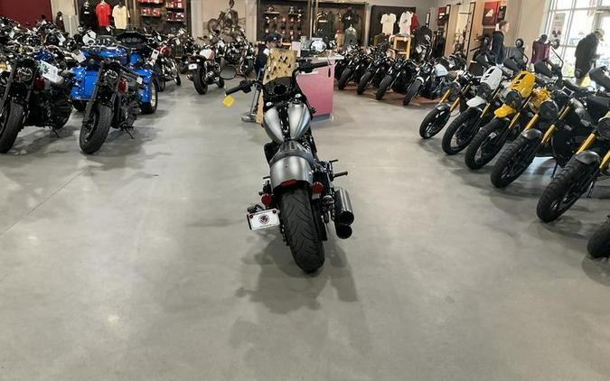 2023 Indian Motorcycle® Chief® Bobber Dark Horse® Titanium Smoke