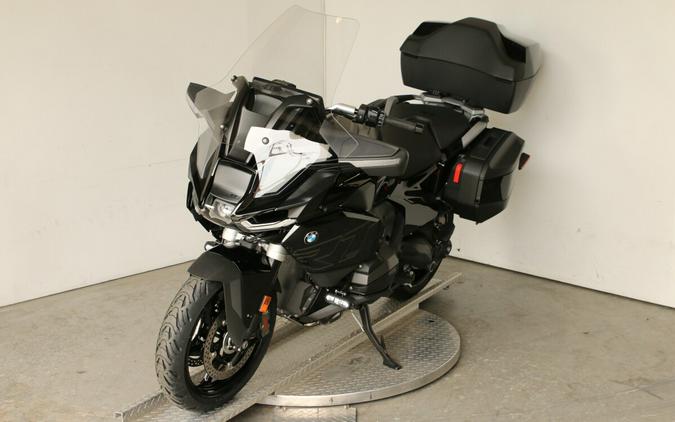 2026 BMW R 1300 RT