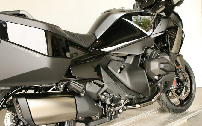 2026 BMW R 1300 RT