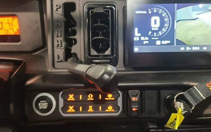 2026 Can-Am Defender MAX Limited HD11