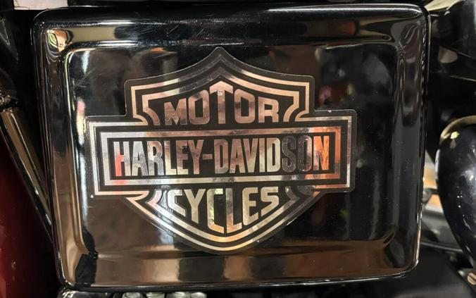 2016 Harley-Davidson® Switchback™ VELOCITY RED