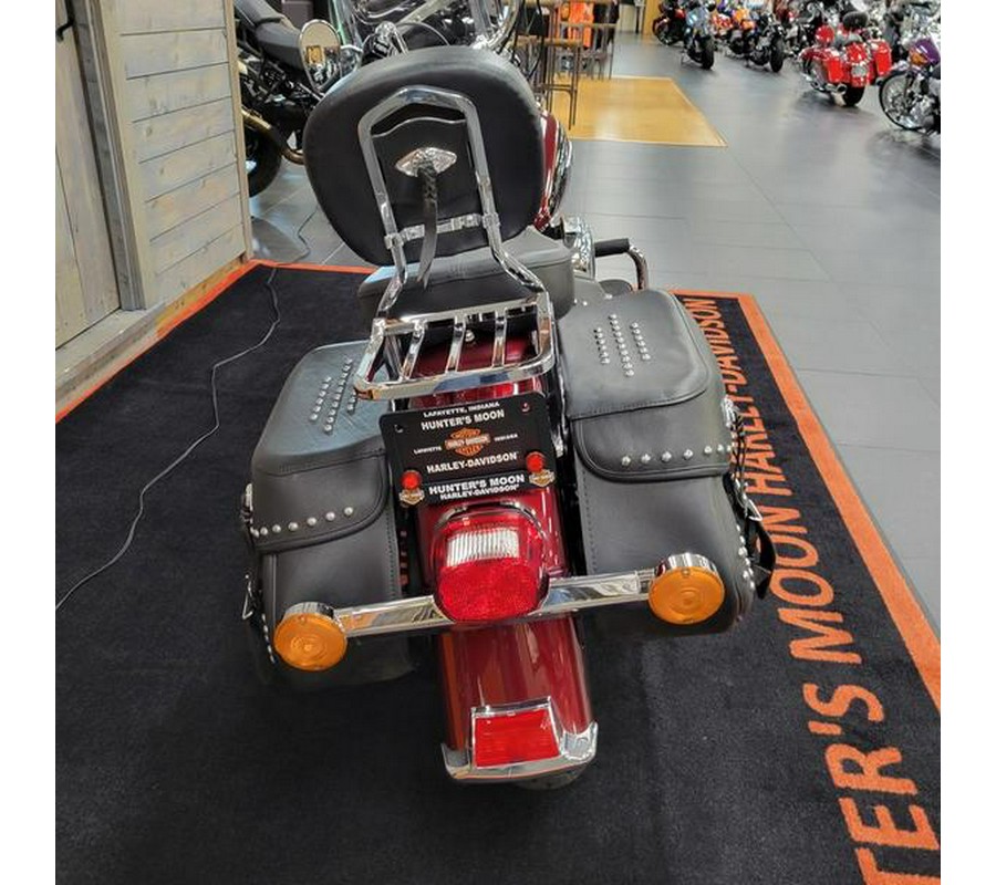 2015 Harley-Davidson® FLSTC - Heritage Softail® Classic