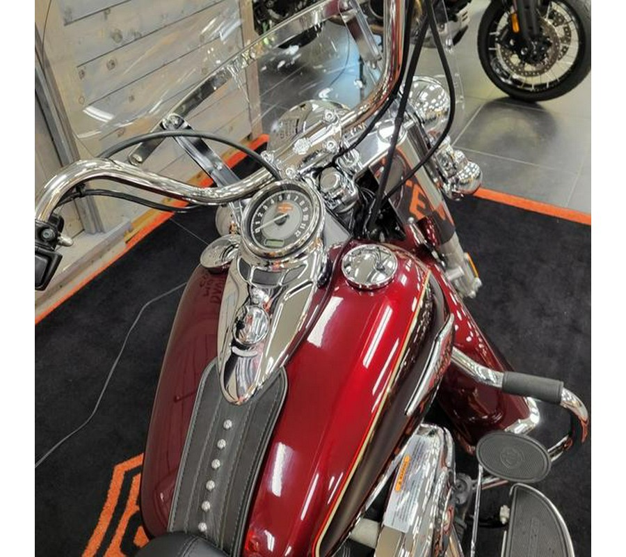 2015 Harley-Davidson® FLSTC - Heritage Softail® Classic