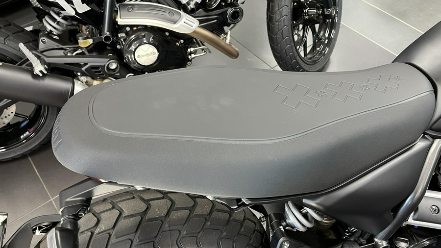 2025 Ducati SCRAMBLER ICON 800 DARK