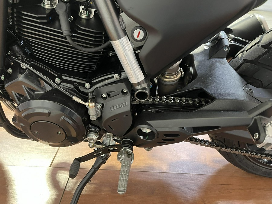 2025 Ducati SCRAMBLER ICON 800 DARK
