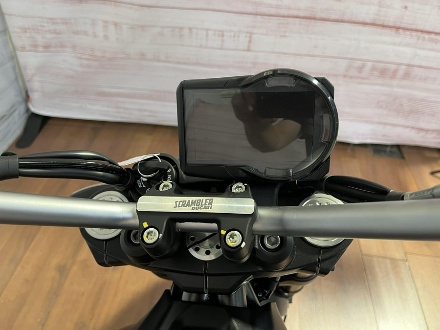 2025 Ducati SCRAMBLER ICON 800 DARK