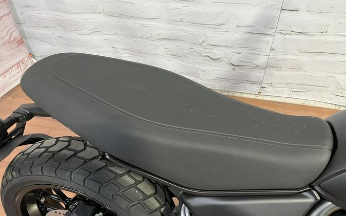 2025 Ducati SCRAMBLER ICON 800 DARK