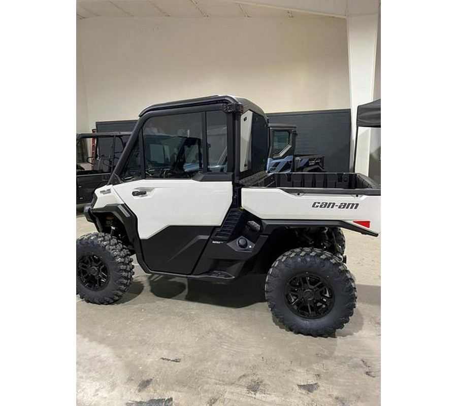 2026 Can-Am® Defender Limited CAB HD11