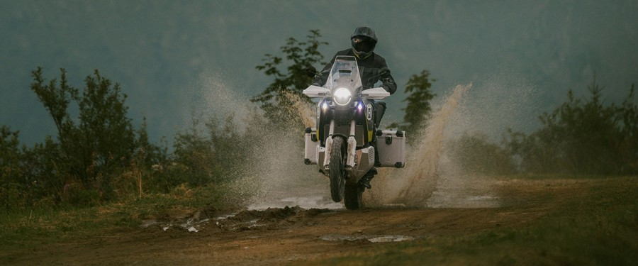 2027 Husqvarna Norden 901 Expedition