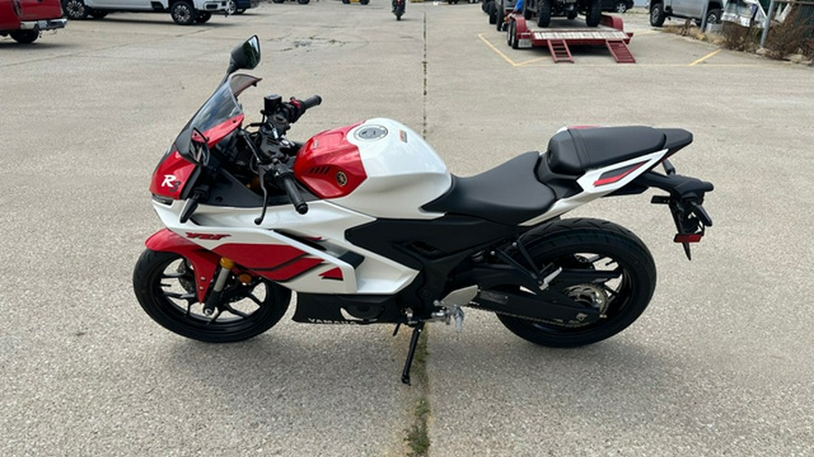 2026 Yamaha YZF R3 70TH ANNIVERSARY EDITION