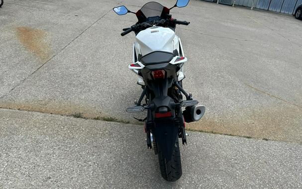 2026 Yamaha YZF R3 70TH ANNIVERSARY EDITION