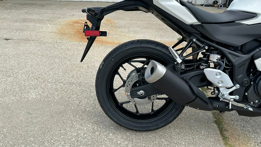 2026 Yamaha YZF R3 70TH ANNIVERSARY EDITION