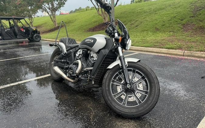 2018 Indian Scout Bobber Star Silver Smoke