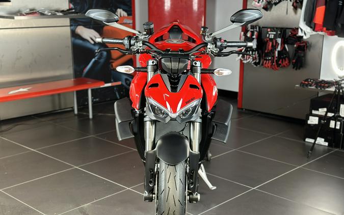 2024 Ducati STREETFIGHTER V4