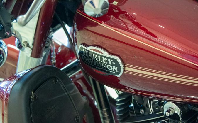 2010 Harley-Davidson® FLHTCU - Ultra Classic® Electra Glide