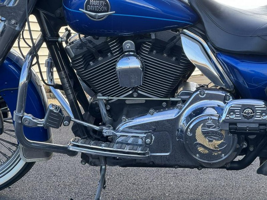 2010 Harley-Davidson® FLHRC - Road King® Classic