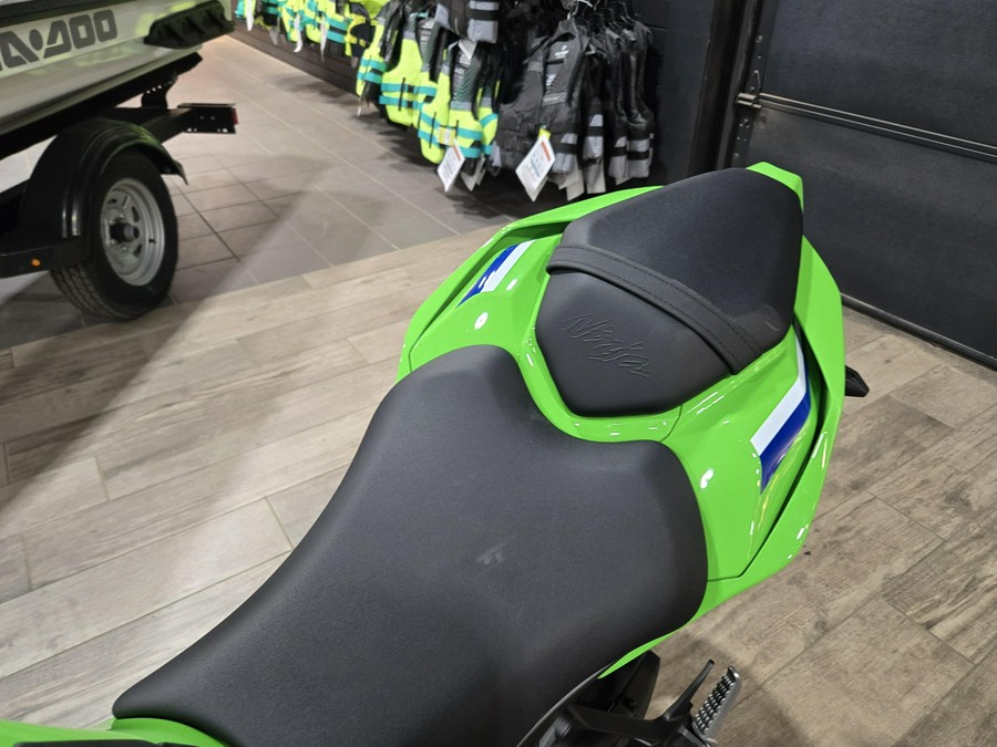 2026 KAWASAKI NINJA ZX10R