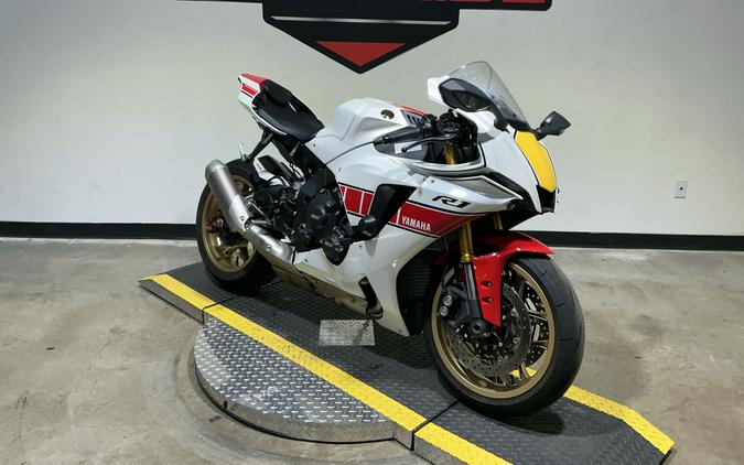 2022 Yamaha YZF-R1 World GP 60th Anniversary Edition