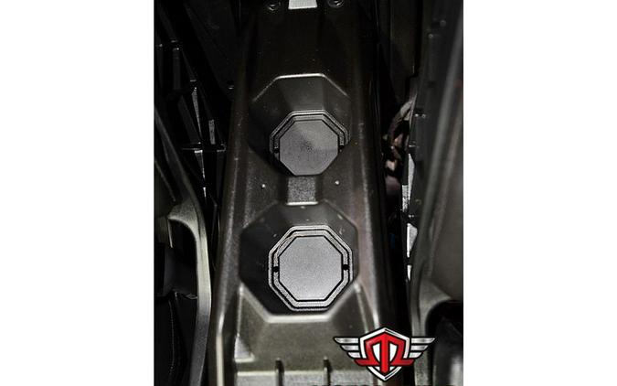 2018 Can-Am MAVERICK X3 TURBO R