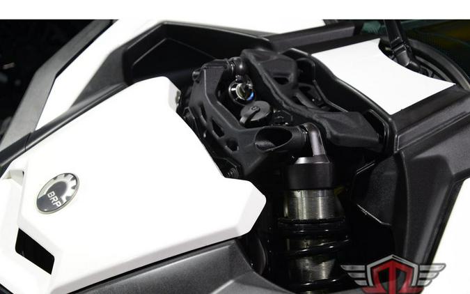 2018 Can-Am MAVERICK X3 TURBO R