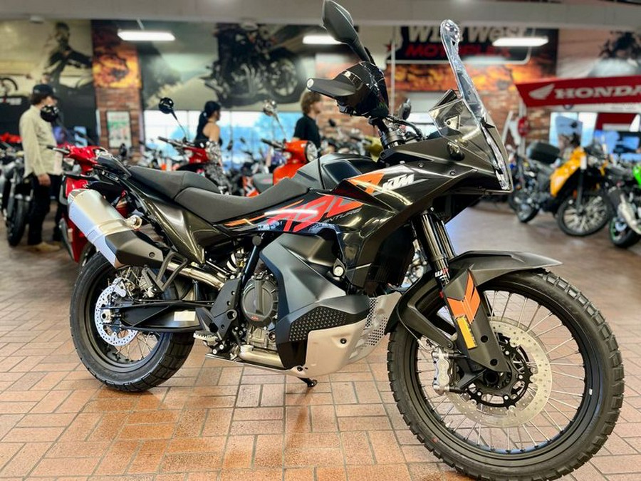 New 2024 KTM 790 ADVENTURE