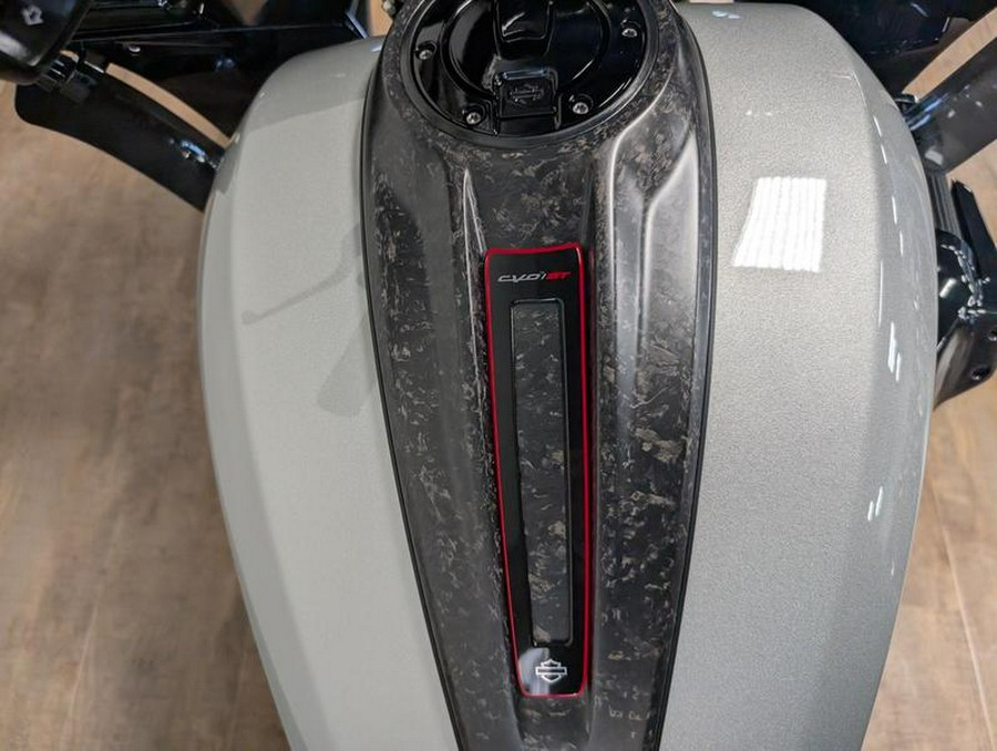 2025 Harley-Davidson® FLTRXSTSE - CVO™ Road Glide® ST