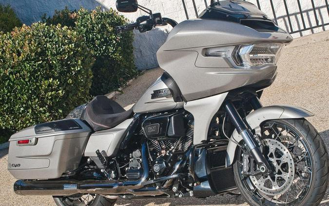 2023 Harley-Davidson® FLTRXSE - CVO™ Road Glide®