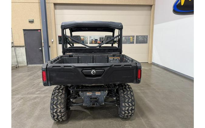 2023 Can-Am DEFENDER XT HD10