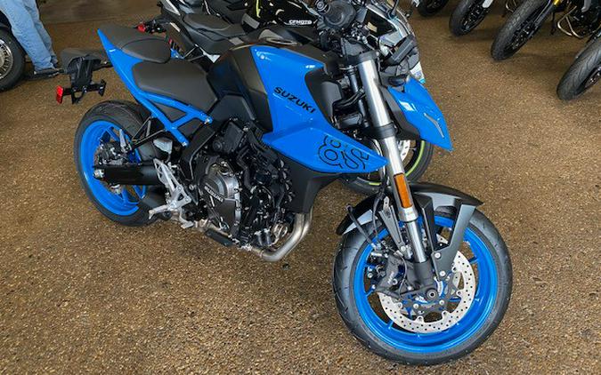 2023 Suzuki GSX-8S BLUE