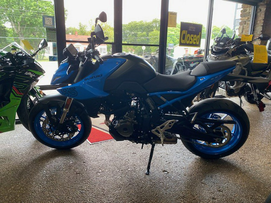 2023 Suzuki GSX-8S BLUE