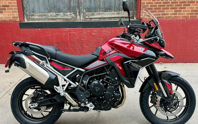 2024 Triumph Tiger 900 GT Pro Carnival Red / Sapphire Black