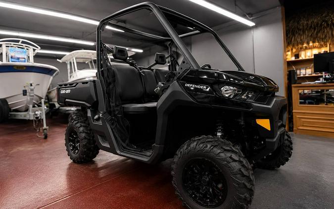 2025 Can-Am Defender