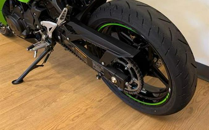 2025 Kawasaki Ninja® 500 KRT Edition