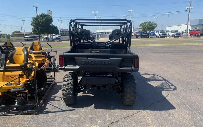 2023 Honda® Pioneer 1000-6 Deluxe Crew