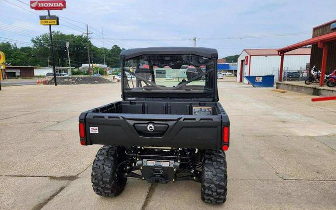 2024 Can-Am® Defender MAX HD7