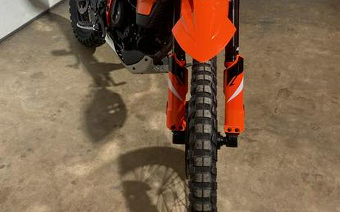 2025 KTM 390 Enduro R