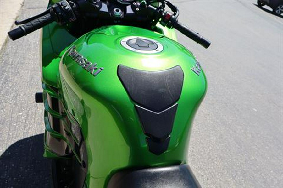 2015 Kawasaki Ninja® ZX™-14R ABS