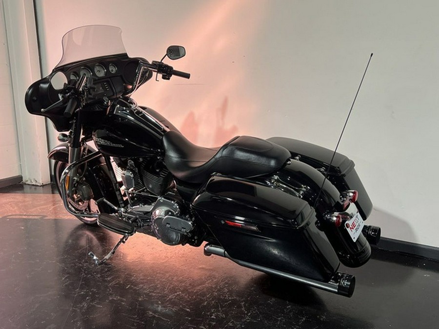 2016 Harley-Davidson FLHX - Street Glide