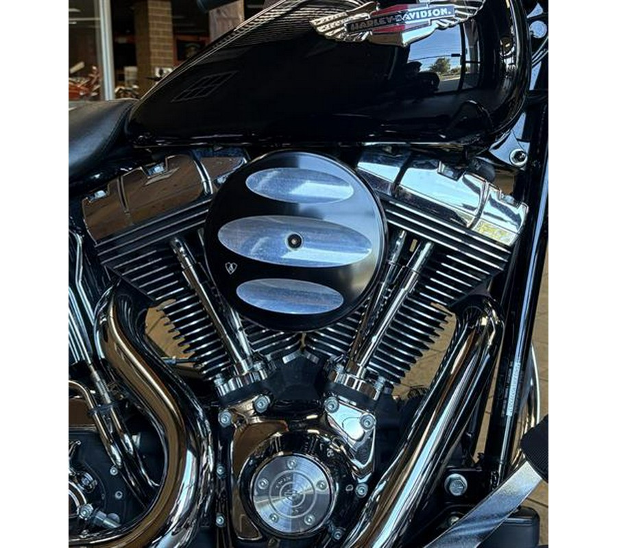 2005 Harley-Davidson FLSTN/FLSTNI Softail® Deluxe