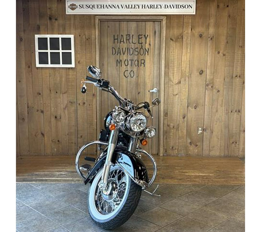 2005 Harley-Davidson FLSTN/FLSTNI Softail® Deluxe