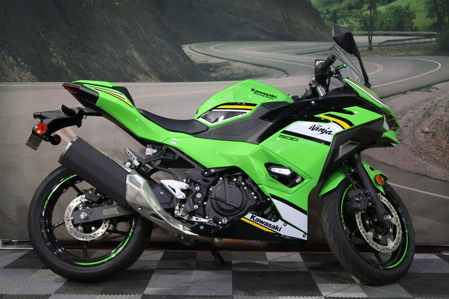 2025 Kawasaki Ninja® 500 KRT Edition SE ABS