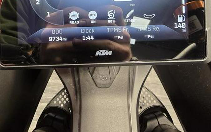 2022 KTM 1290 SUPER ADV S,BLK