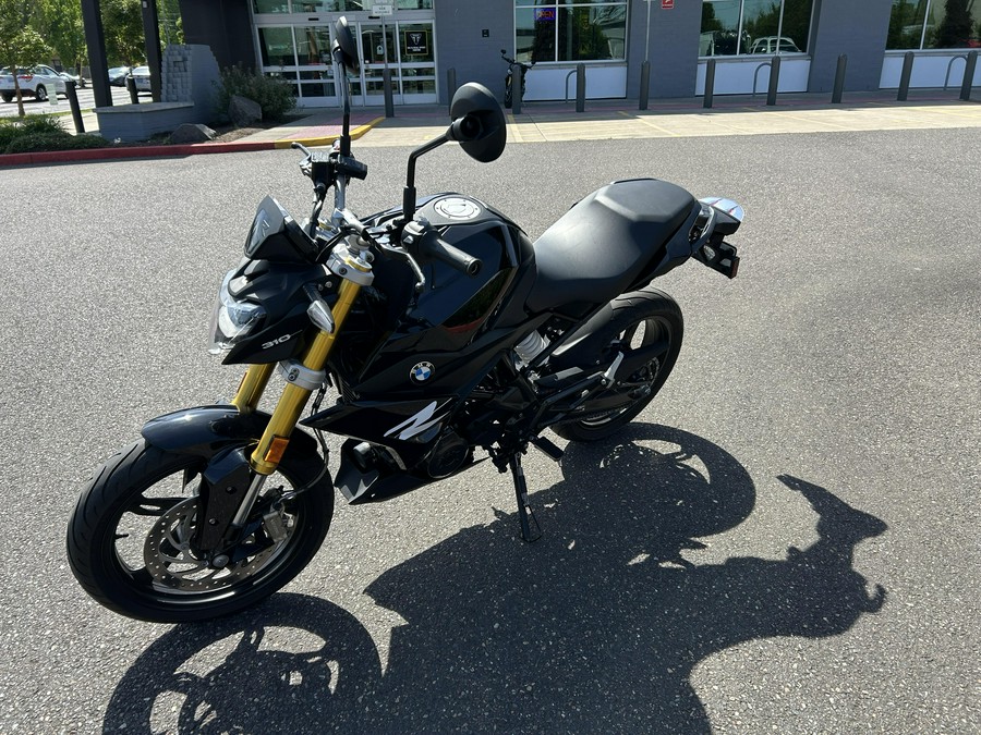 2022 BMW G 310 R